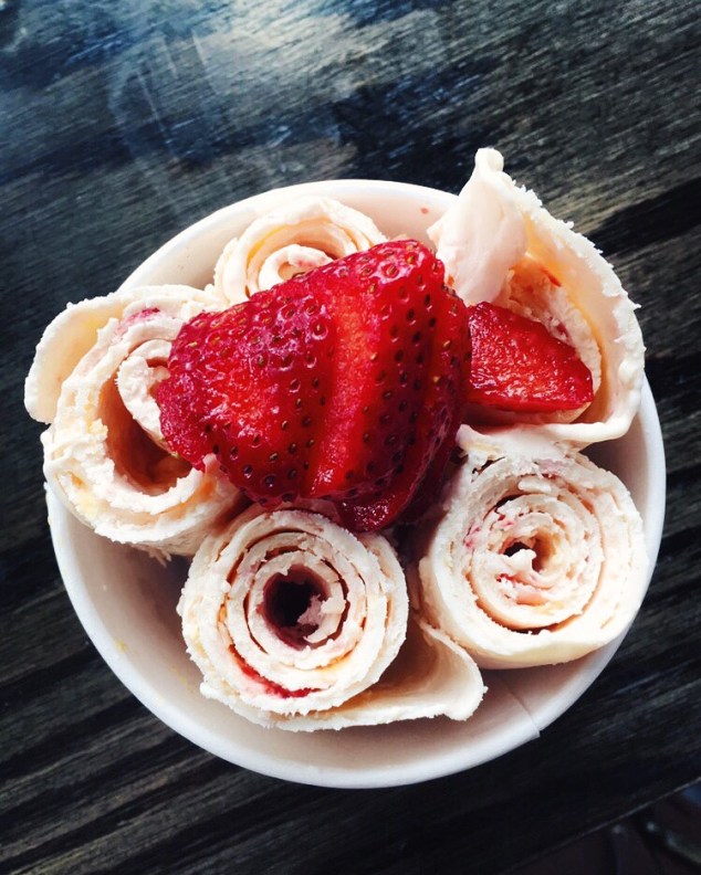 Mango ice cream at 10Below, Lower East Side, New York City